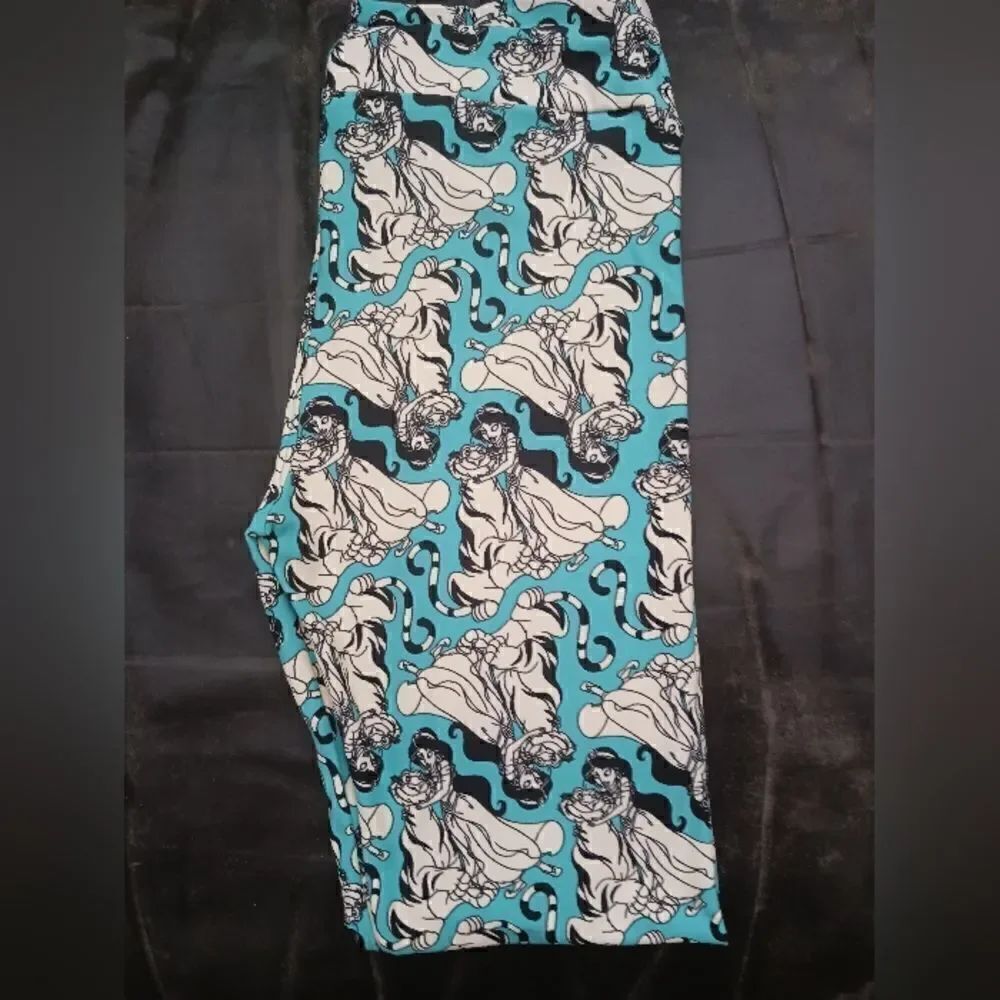 Lularoe Disney Leggings One Size - Jasmine from Aladdin